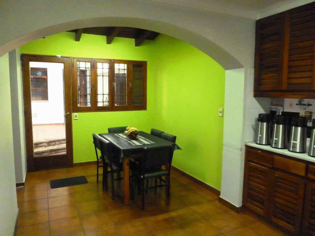 Hostel De Los Artistas ميندوزا المظهر الخارجي الصورة